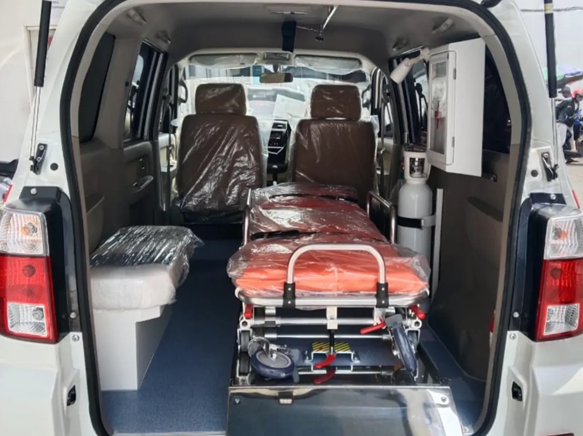 Ambulance Spesifikasi Standar